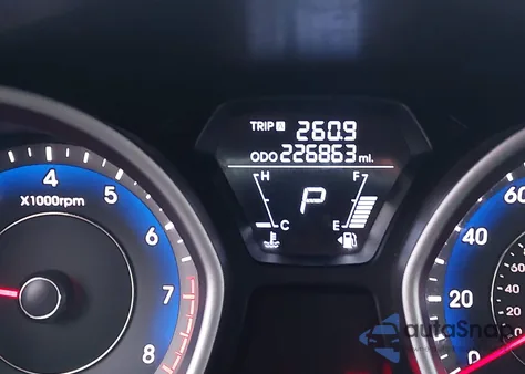 2013 Hyundai Elantra Gls/Limited из США, поврежденный, VIN KMHDH4AE7DU577629